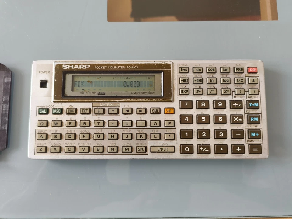Calculatrice SHARP PC-1403 - Pocket Computer - MADE IN JAPAN 1986 - Photo 2/4