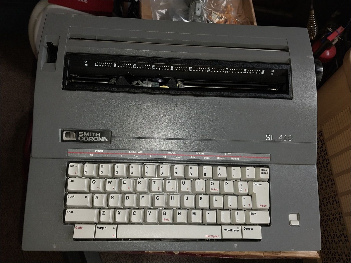 Smith Corona SL 460 Portable Electric Typewriter Tested & Working