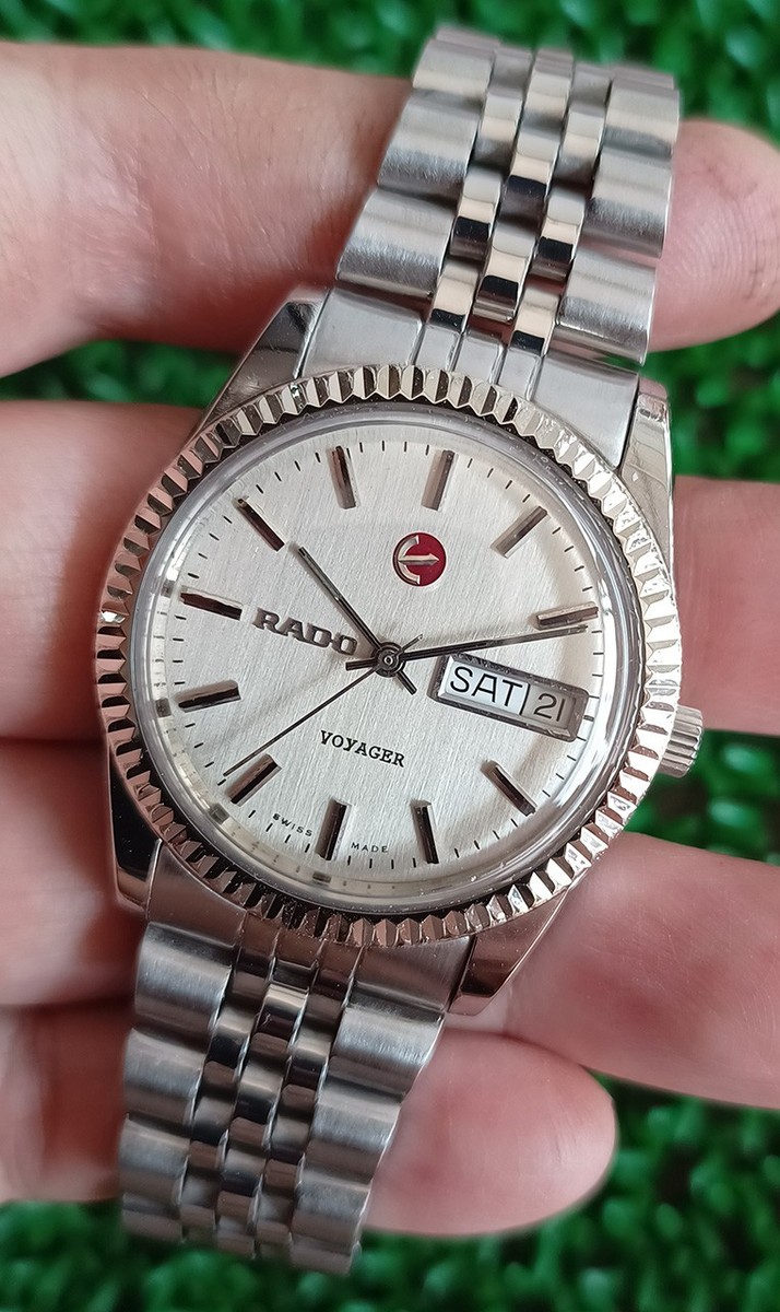 NICE VINTAGE RADO VOYAGER AUTOMATIC 17 JEWELS SWISS MADE GENT SIZE
