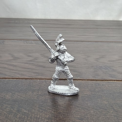 Ral Partha RP-025 Knight with Great Sword (Player Character) Cavalier Warrior