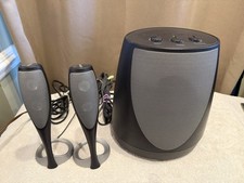 Harman Kardon Computer Audio System 2.1 with Powered Subwoofer HK695-01