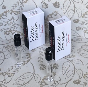 x2 Juliette Has A Gun Not A Perfume SUPERDOSE Sample 1.7ml ...