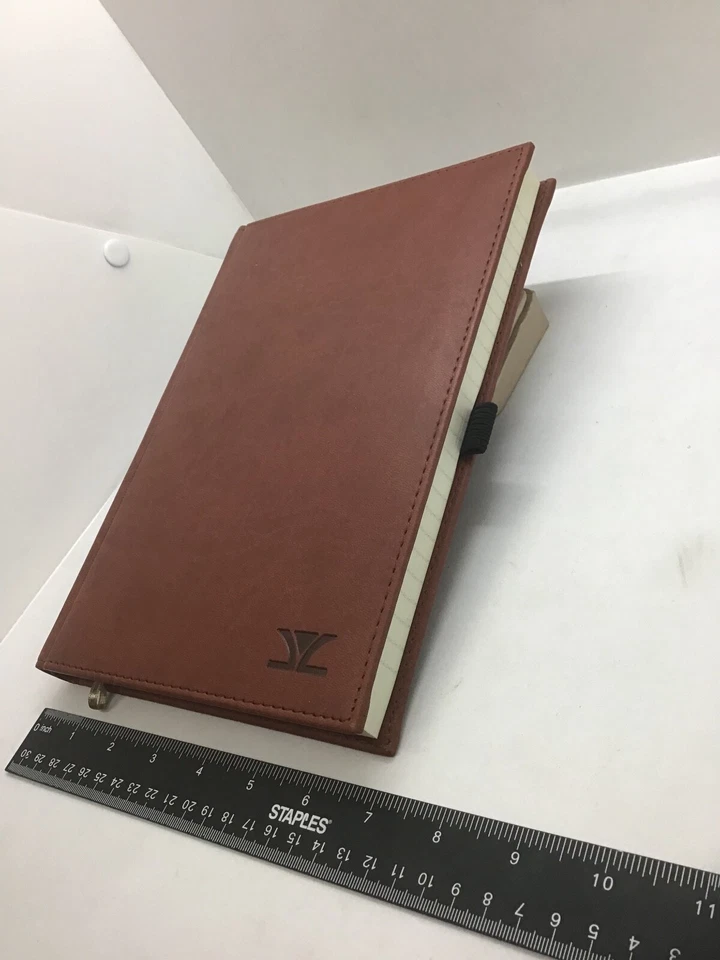 Cuaderno diario Le Vian color vino tinto Foto 2 de 4