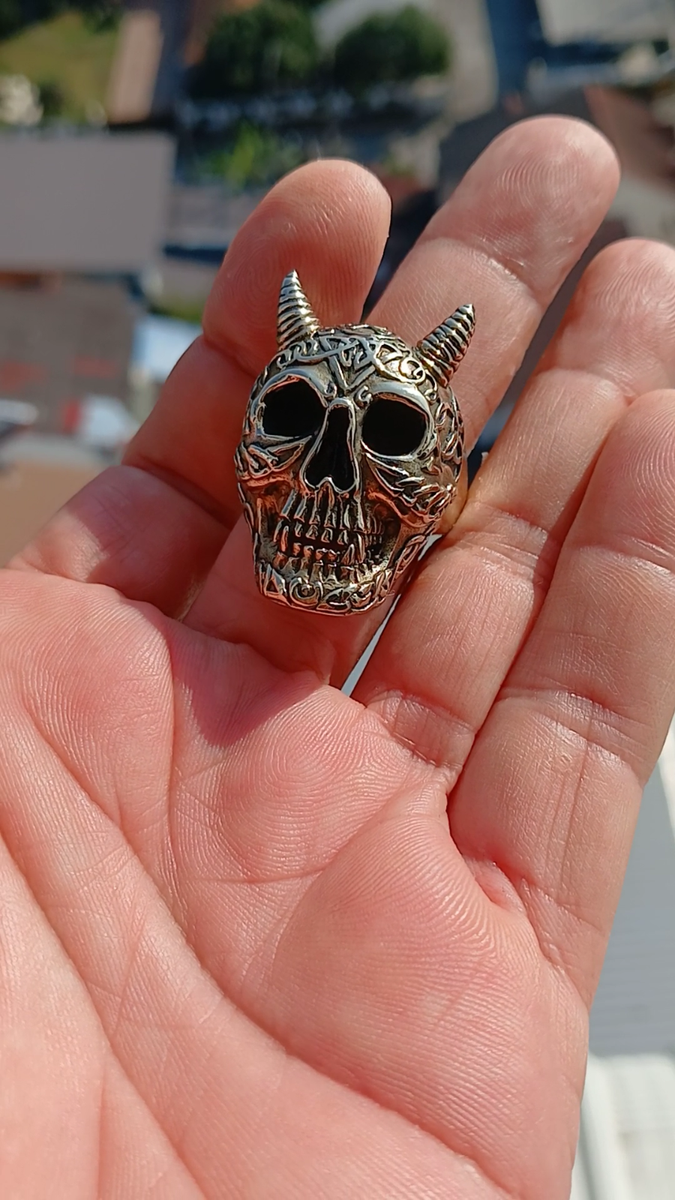 Devil Skull RING 真鍮 HORNED DEVIL RING, MENS BIKER RING, CELTIC RUNES RING, SKULL RING