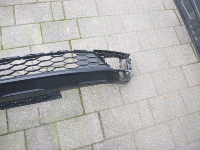 Original VW Tiguan 5NA Spoiler Stoßstange Gitter 5NA805903 / 5NA 