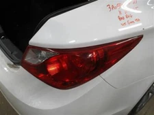Passenger Tail Light VIN C 8th Digit Incandescent Bulb Fits 11-14 SONATA 358256