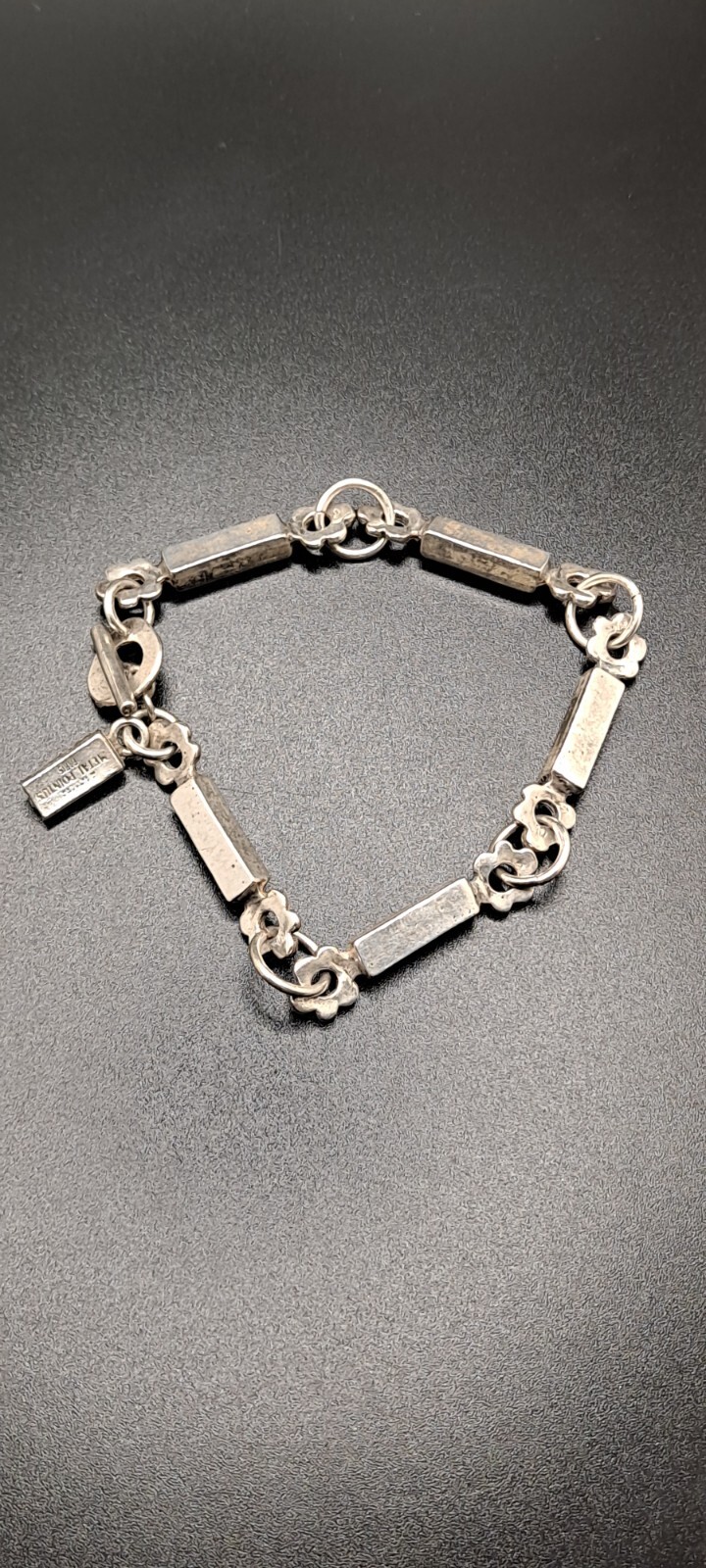 Sterling silver metal bracelet Gem