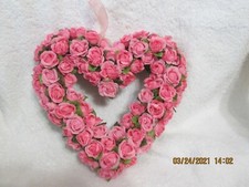 Decorative Valentine's Day Wreath 9" x 9" New No Tag