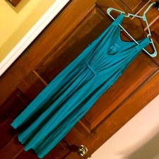 Liz Lange Green sleeveless soft knit Maternity Dress size M sleeveless elastic