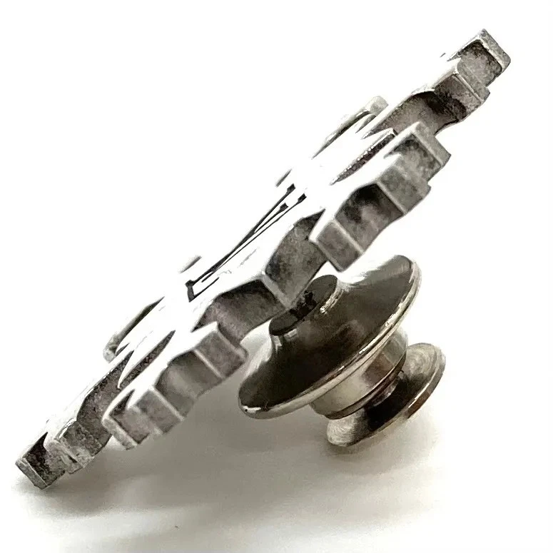 LOUIS VUITTON Broche Pin Insignia Monograma Copo de Nieve Conjunto de 3 Plástico Metal Japón Foto 4 de 4