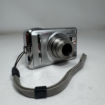 Fujifilm FinePix A Series A700 7.3MP Digital Camera - Silver for