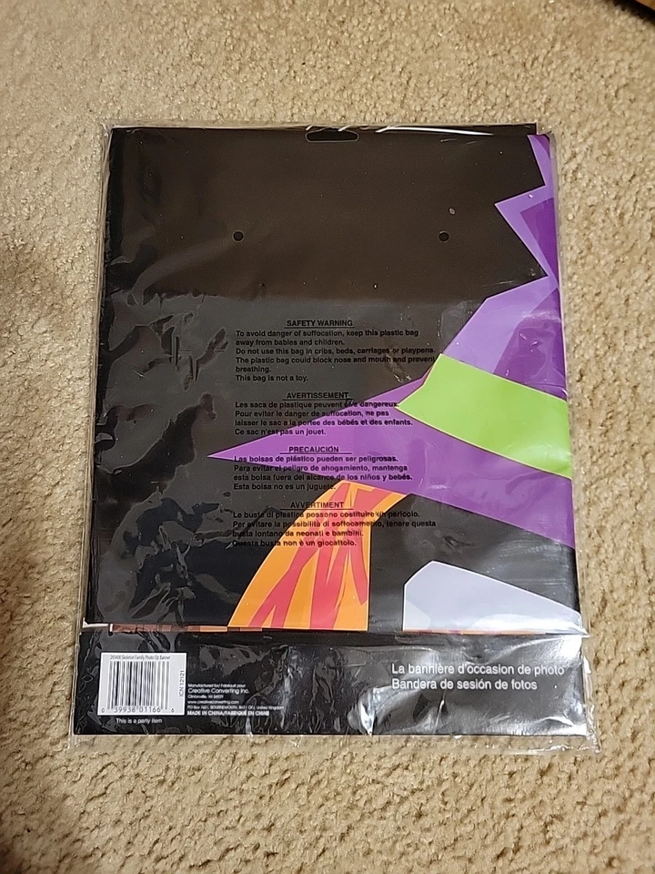 Halloween Skeletons Photo Opportunity Banner 40in x 50in (101.6 cm x 127 cm) - Image 2 of 2