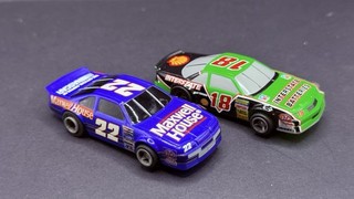 LIFE LIKE INTERSTATE #18 MAXWELL HOUSE #22 NASCAR M CHASSIS HO SLOT CAR LOT HTF
