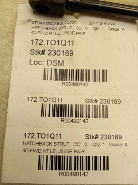 2011 TOYOTA SIENNA LEFT AND RIGHT SIDES LIFTGATE LIFT SUPPORTERS ASSEMBLY - Image 3 of 4