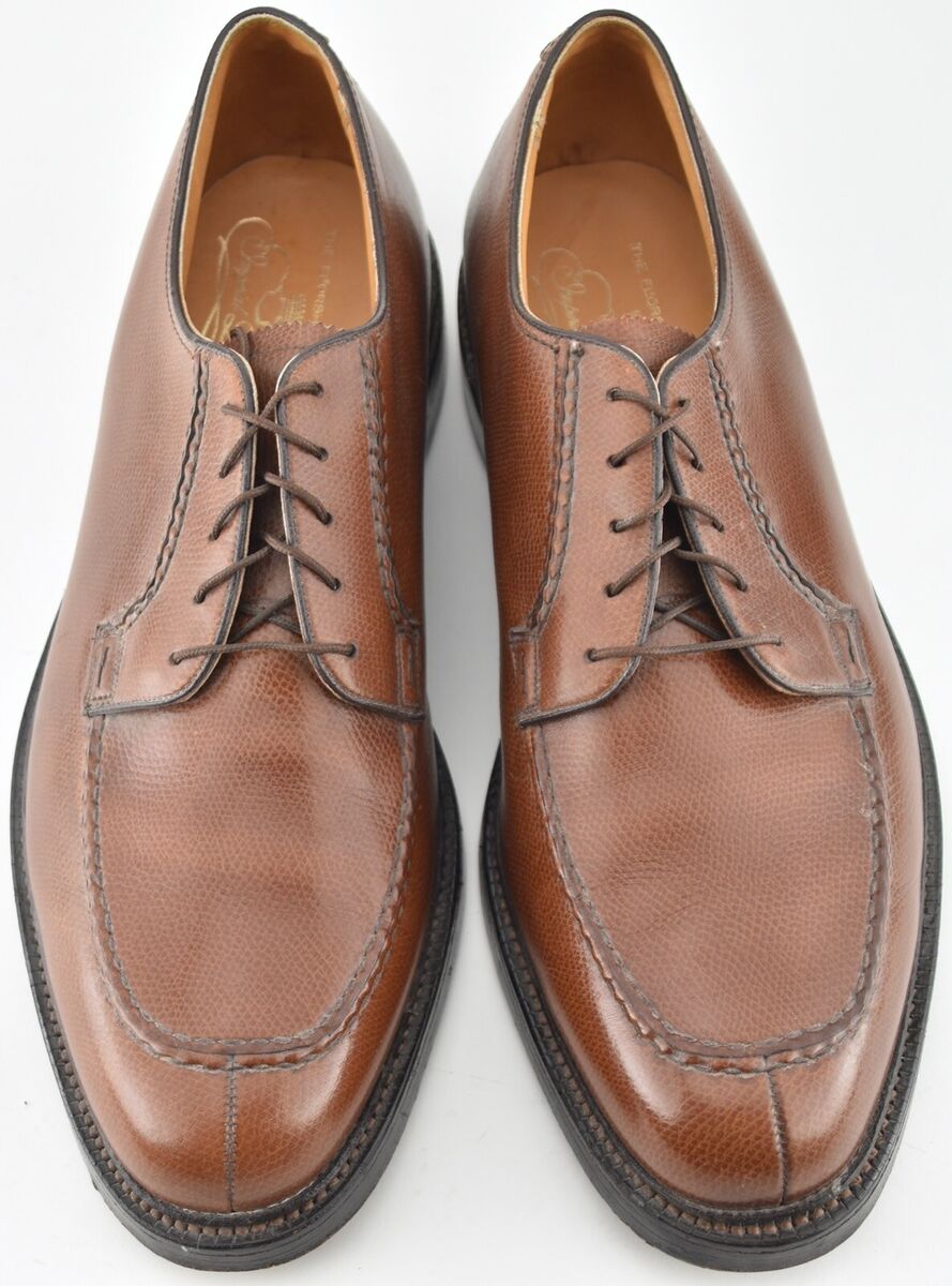 RARE DOUBLE V CLEAT | FLORSHEIM 11.5E HANDSEWN SPLIT TOE NST RARE DOUBLE V CLEAT | FLORSHEIM 11.5E HANDSEWN SPLIT TOE NST