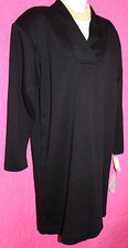 NWT $60 E D MICHAELS Black Fine Knit Acrylic Dress Sz 7 / 8 Knee Length V-Neck
