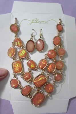 NEW/box unworn J Bloom peach 16-19'' necklace & 1 1/2'' pierced earring set