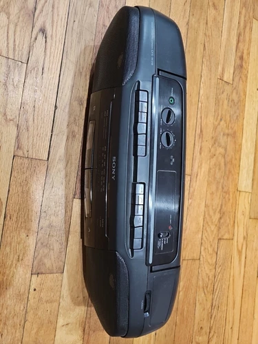 Sony Radio Cassette-Corder CFS-W318 Boom Box Vintage / Tested / Working