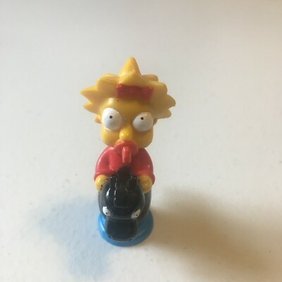 Maggie Figure Knight - Red Shirt - 1992 - The Simpsons 3D Chess Cake Topper