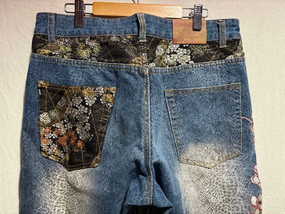 Buddha's Pleasure, Unruly, Japanese Pattern, Embroidered, All-Over Pattern, - Image 4 of 4