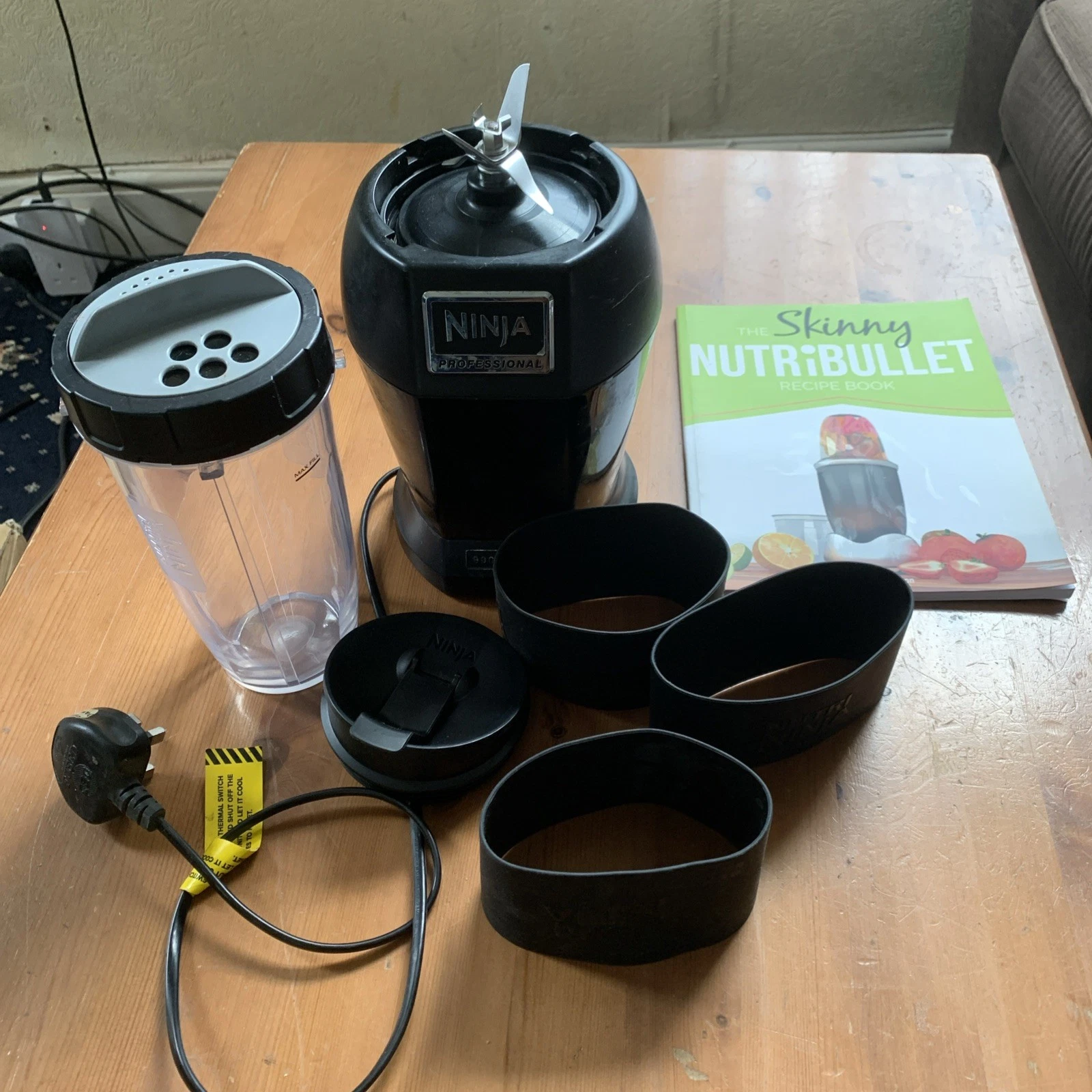 Ninja Professional Blender 900W BL450UK BLACK
Opens in a new window or tab