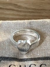 Gucci signature heart silver ring