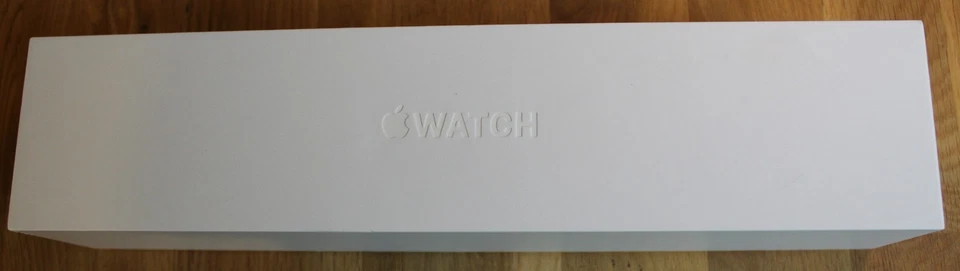 Apple Watch Aluminium. Series 7000 White Sport Band  - Image 4 of 4