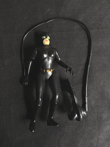Batman The Animated Series 1993 Kenner Catwoman Action Figure w/Whip & Claw