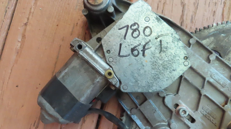 Regulador de ventana delantera Volvo 780 Bertone 1987-1991 izquierdo (conductor) probado 1380911 Foto 2 de 4