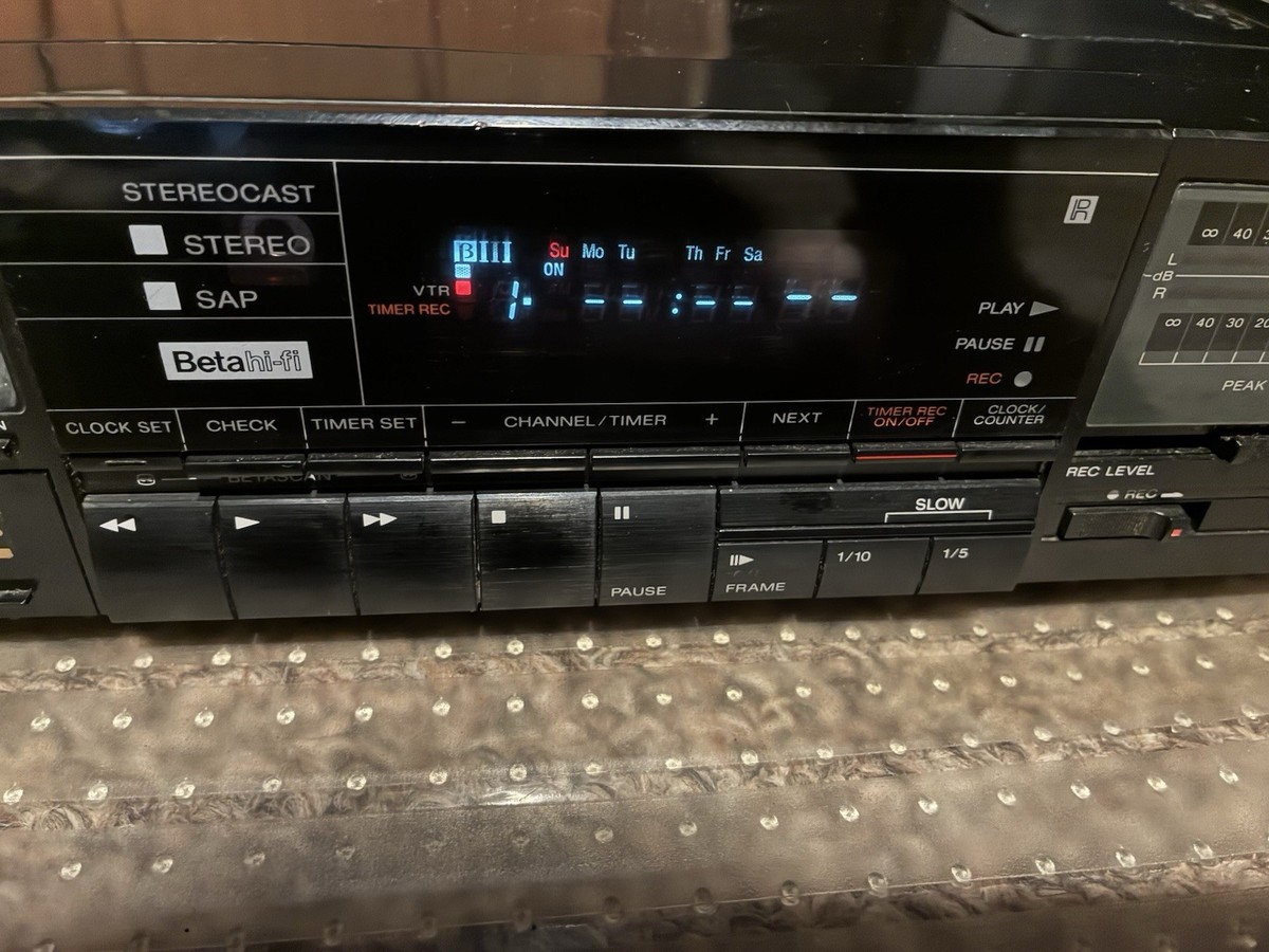 SONY BETA MAX VCR Stereo cast super Hi-Fi Recorder SL HF450 As Is