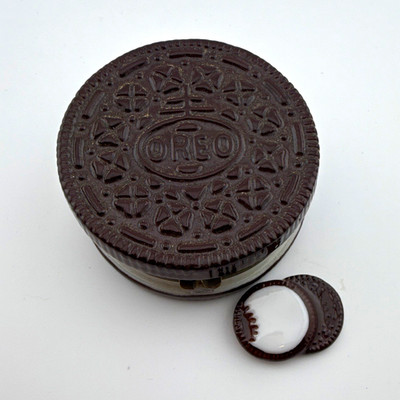 Midwest of Cannon Falls OREO Cookie Hinged Trinket Box, Brown/White, 1990s