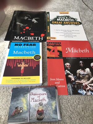 No Fear Macbeth Text und GCSE Studienführer Paket mit Lernkarten