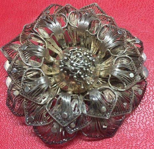 ANCIENNE BROCHE METAL ARGENTE FILIGRANE NACRE BIJOUX JEWEL