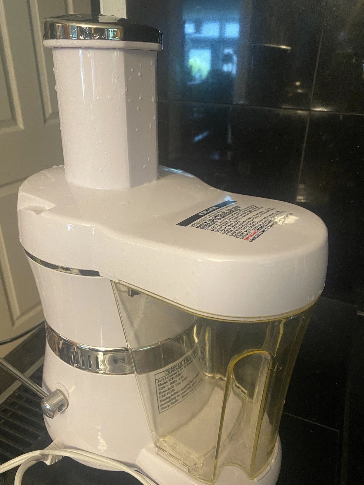Jack Lalanne's Power Juicer Express MT-1020-1 White&Chrome - Nearly New