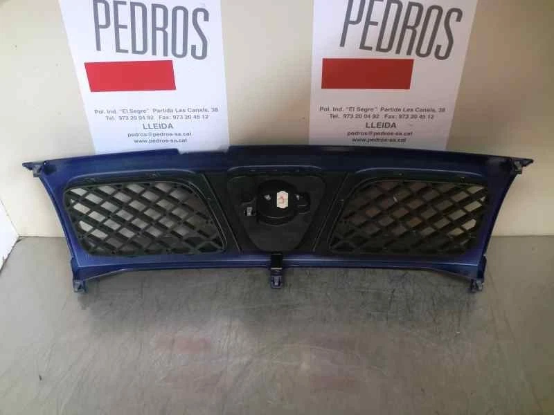 1966I01 GRILLE AVANT / AZUL OSCURO / 383406 POUR NISSAN TERRANO/TERRANO.II R20 Foto 3 de 4