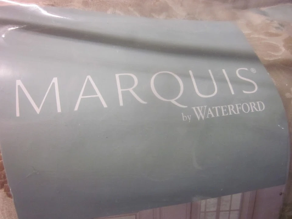 Marquis By Waterford Warren Queen Comforter 4-Piece Set - Image 2 of 4