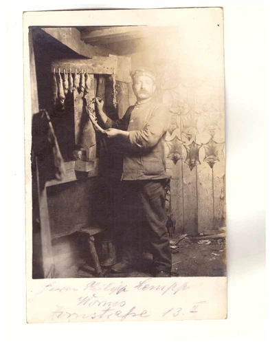 Photo Postcard WW1 Soldier with Rat Gallery (110)