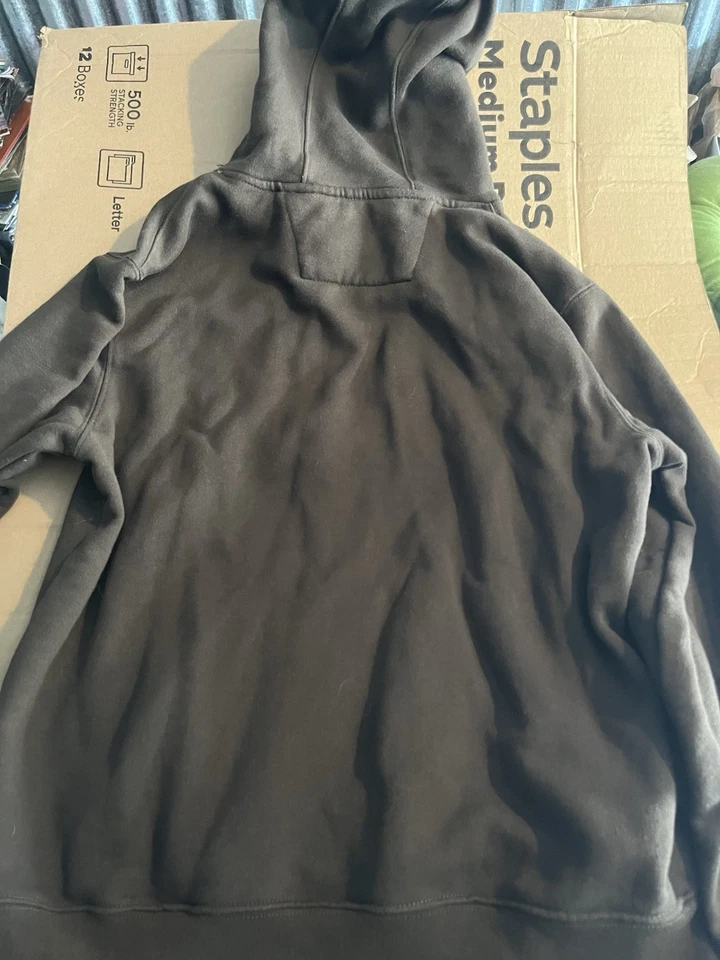 MOLETOM COM CAPUZ OFICIAL DA MARCA CATERPILLAR (GATO) (EXTERIOR/VESTUÁRIO DE TRABALHO) - GRANDE - Imagem 2 de 2