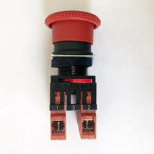 A22E-M-02 A22EM02 1PCS Omron Basic Switch NEW