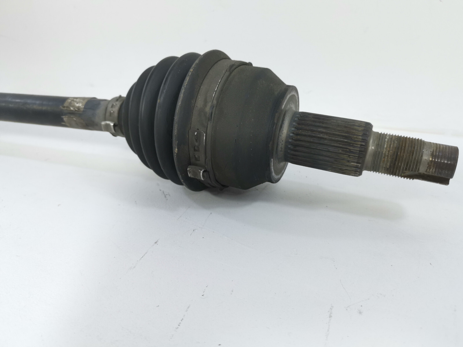 2014-2020 MASERATI QUATTROPORTE AWD RIGHT PASSENGER FRONT AXLE SHAFT OEM