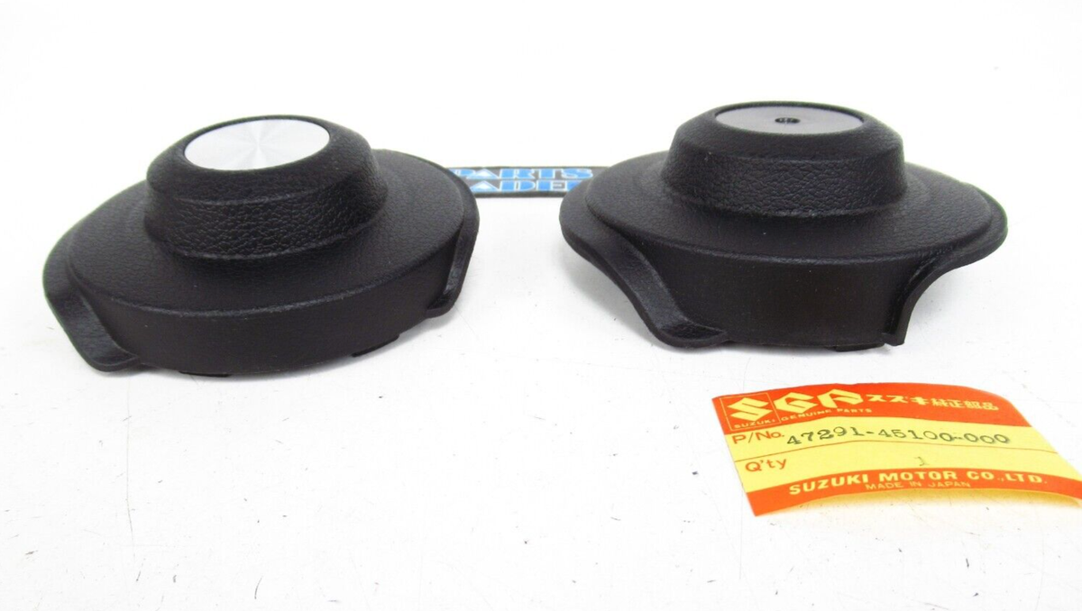 usa NOS Genuine Suzuki Left + Right Swing Arm Pivot Cover Set GS850G