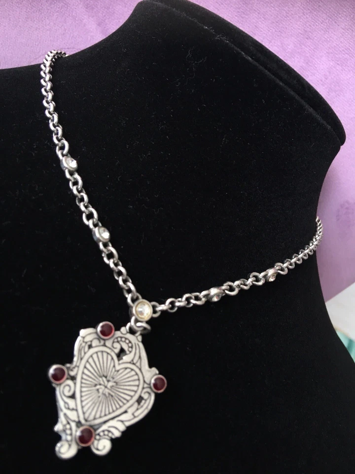 Collar Brighton LE LOUVRE HEART Rojo Cristal Swarovski Esmalte Plata De Colección Foto 4 de 4