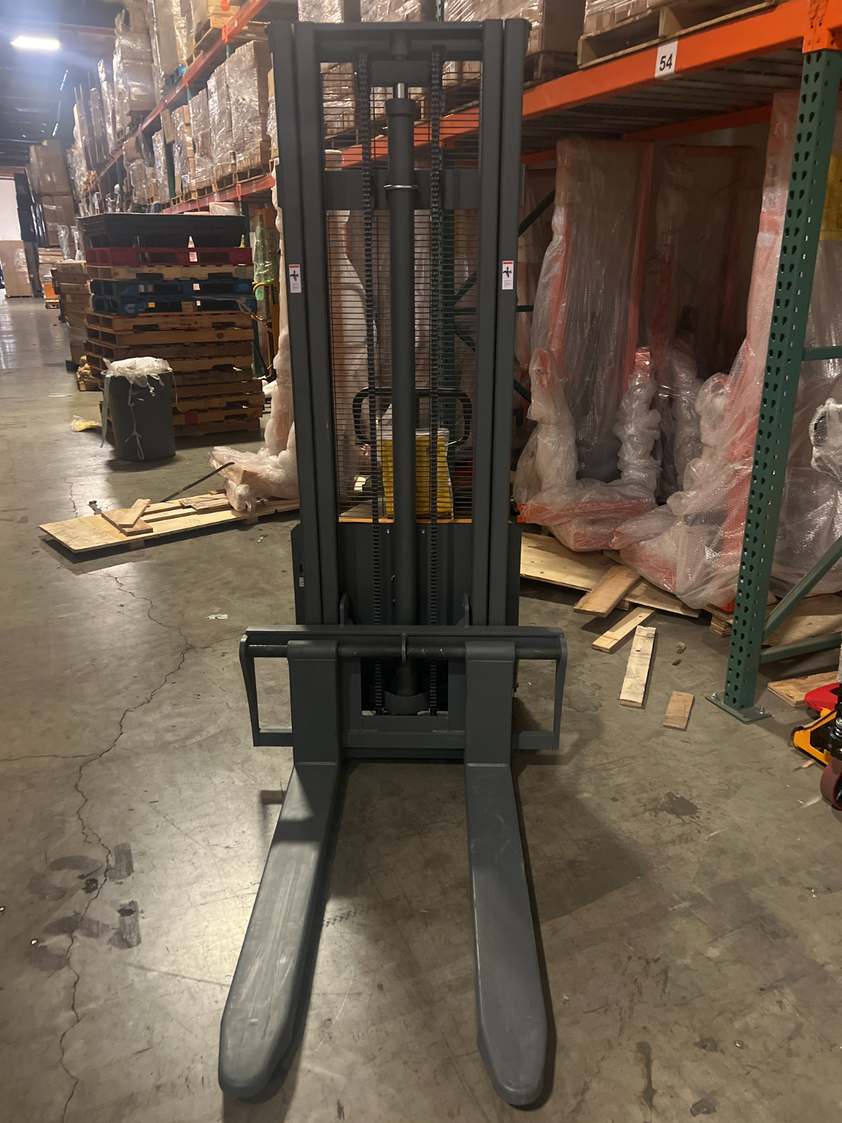 APOLLOLIFT Used 3300lbs with 118" Lift Fixed Legs Semi Electric Walkie Stacker