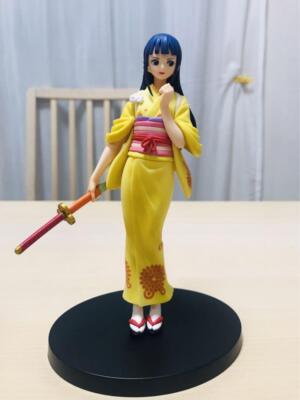 ONE PIECE Figure lot set 5 Nefeltari Vivi Carrot Rebecca Okiku