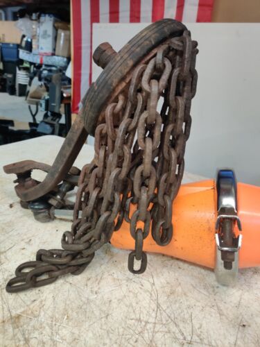 1 Insta-Chain Automatic Tire Chains - Picture 9 of 16