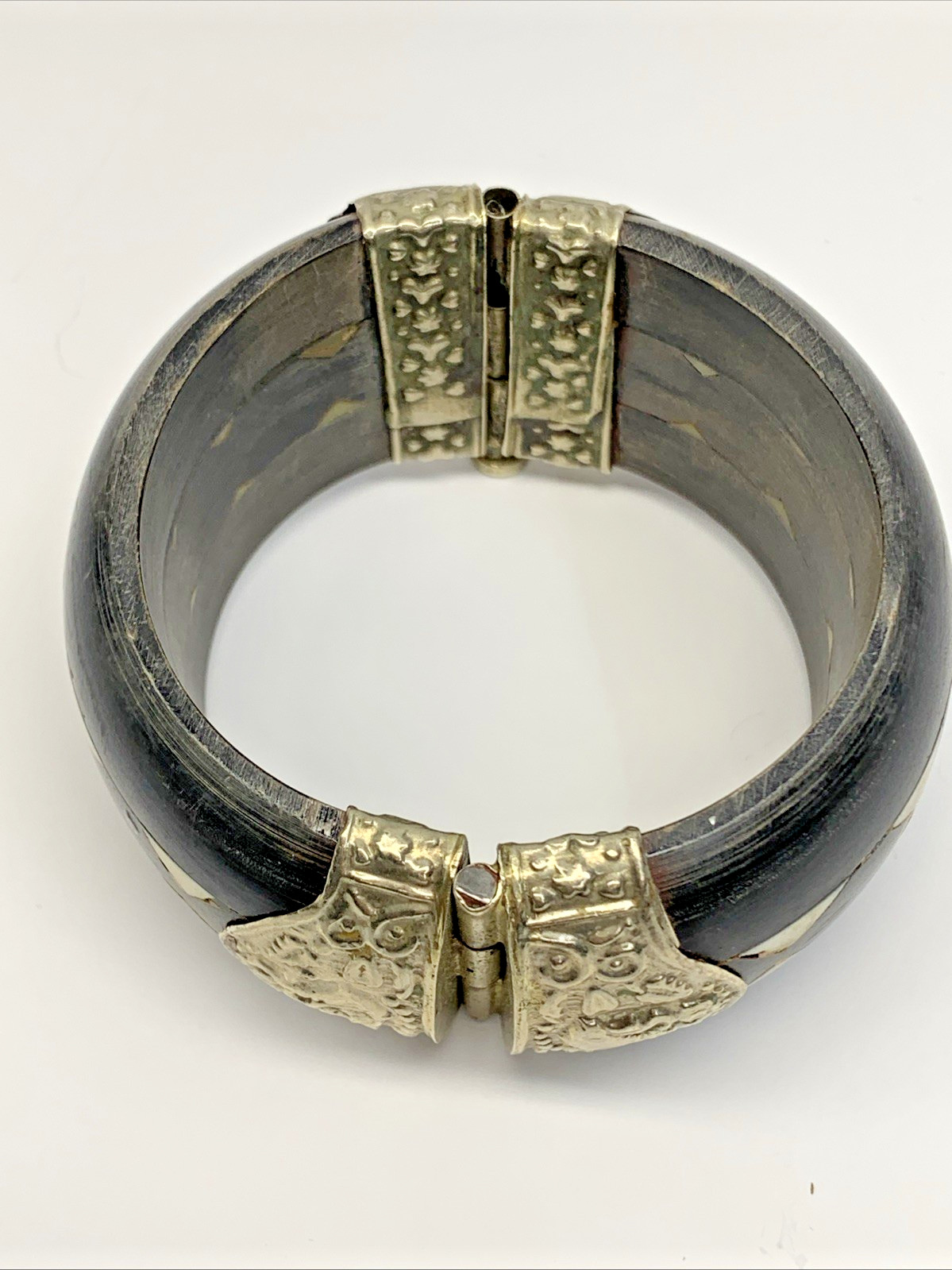 Vintage Silver Tone Hinged Bangle Statement Brace… - image 13