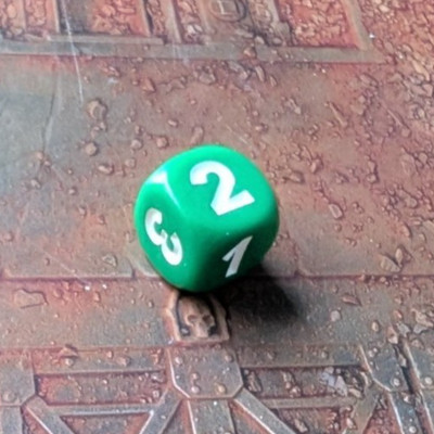Blood Bowl Würfel grün D3 (1,1,2,2,3,3) 14 mm