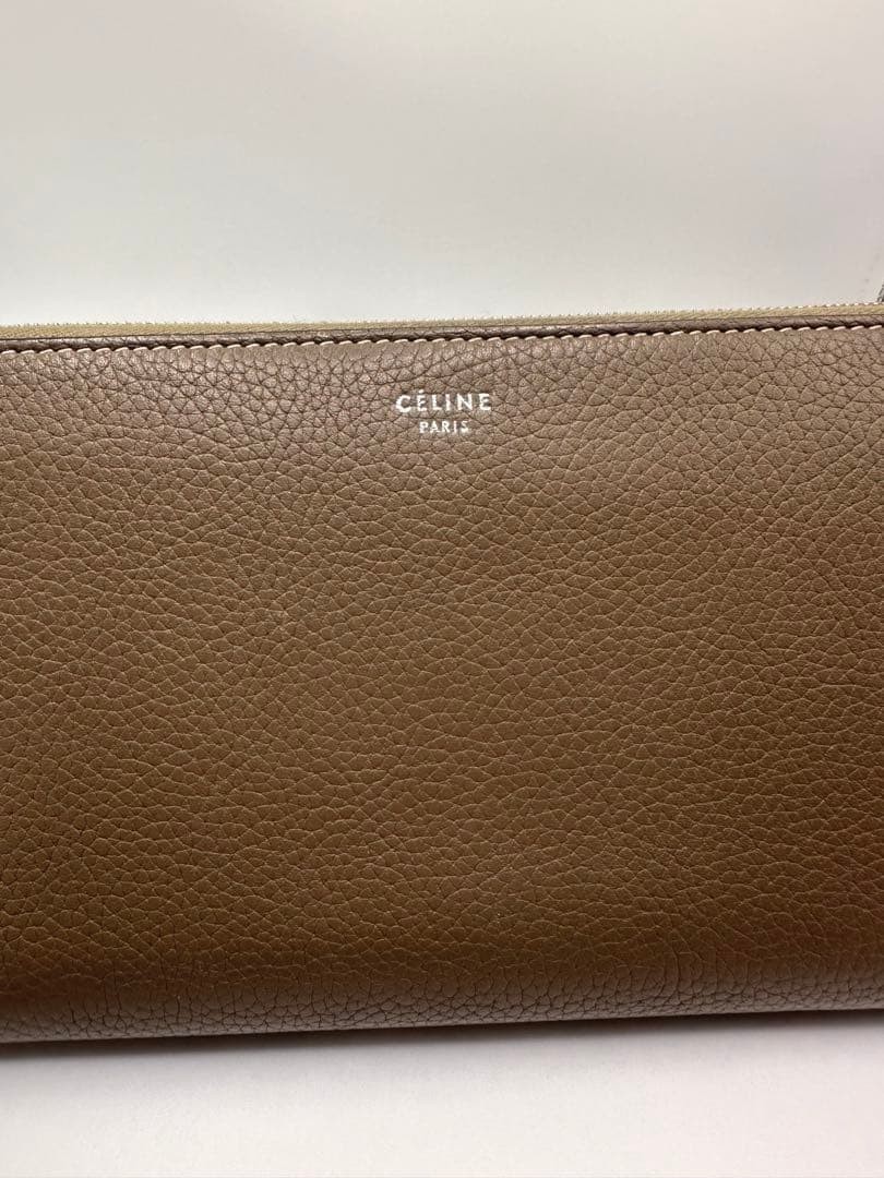 Excellent Condition CELINE Authenticated Long Wal… - image 18