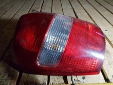 Feu arrière Mazda MPV