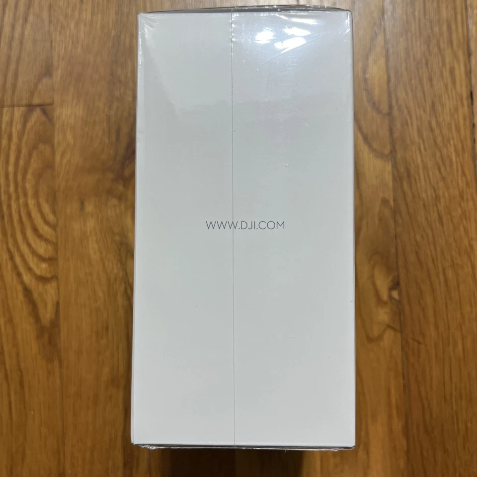 NUEVO DJI Osmo Pocket 3 Creator Combo Cámara 4K 3 Ejes Cardán Micrófono Trípode Foto 3 de 4